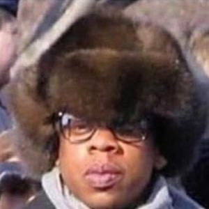 Meet your Posher, Logan